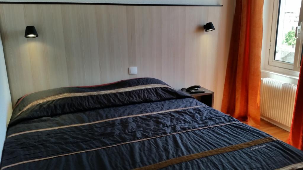 Hotel D'Alsace Villeurbanne Room photo